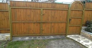 Купить распашные ворота деревянные Алексеевка, цена от 2796 руб.